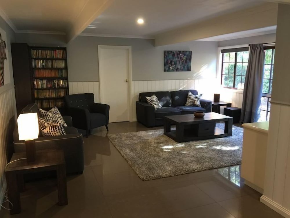 Tudor House - Large Family Home