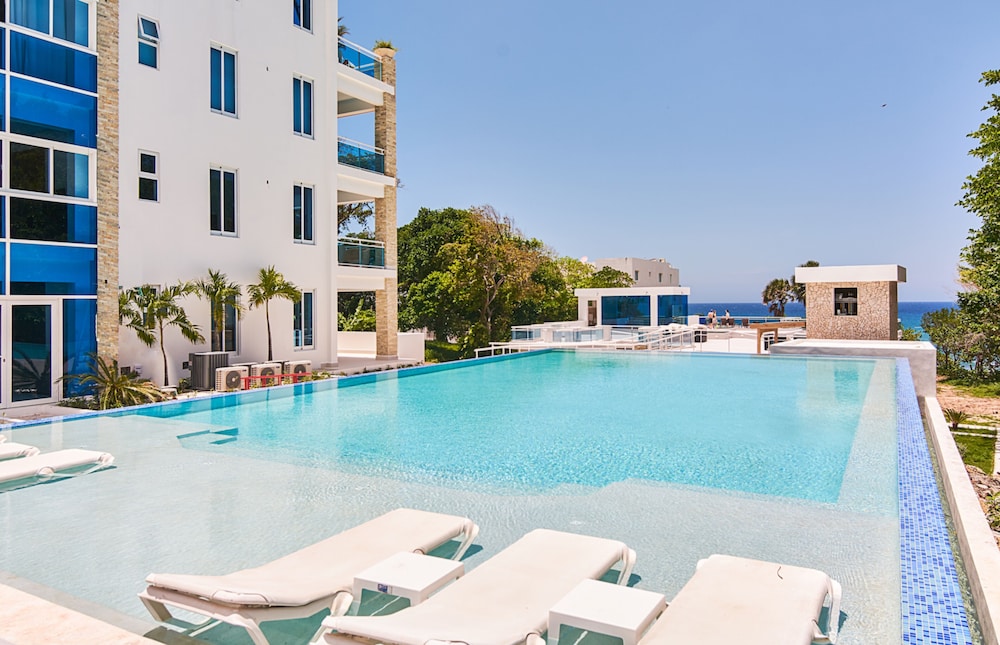 Hotel Playa Laguna Beach Condos - Image 1