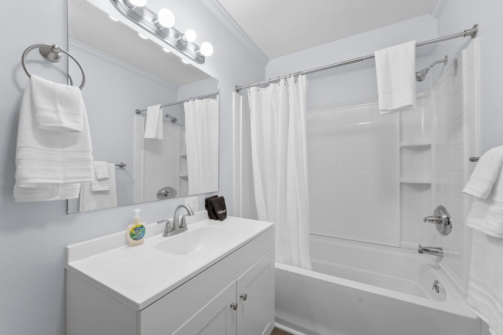 Sc3- Silver Cove 3 3 Bedroom Condo