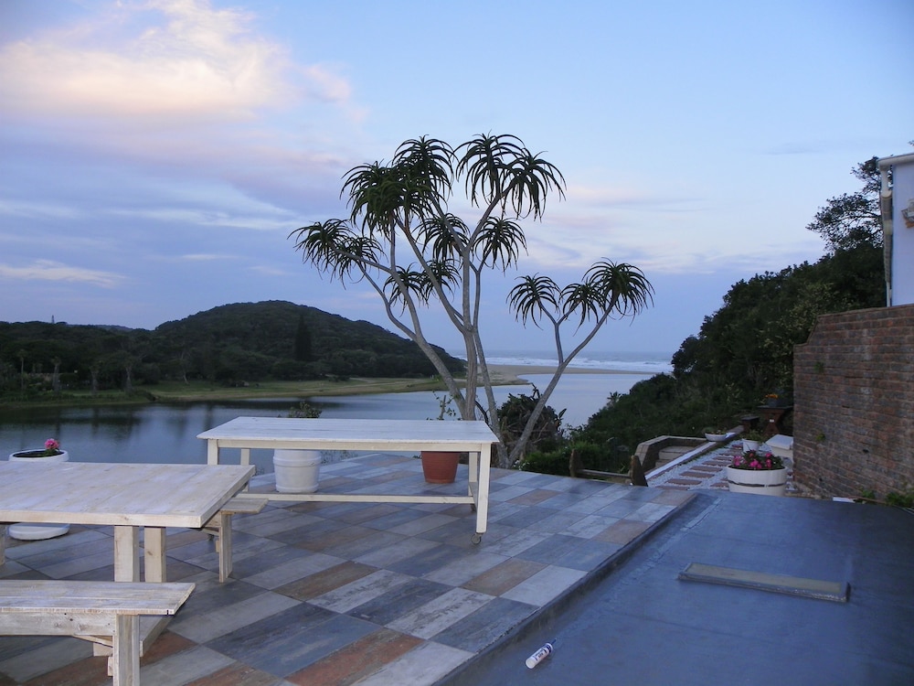 Blue's Guest House