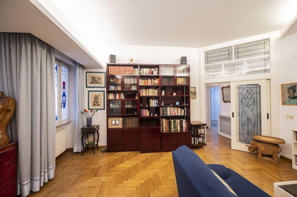 Trastevere 2 BR Cozy Apartment photo 4