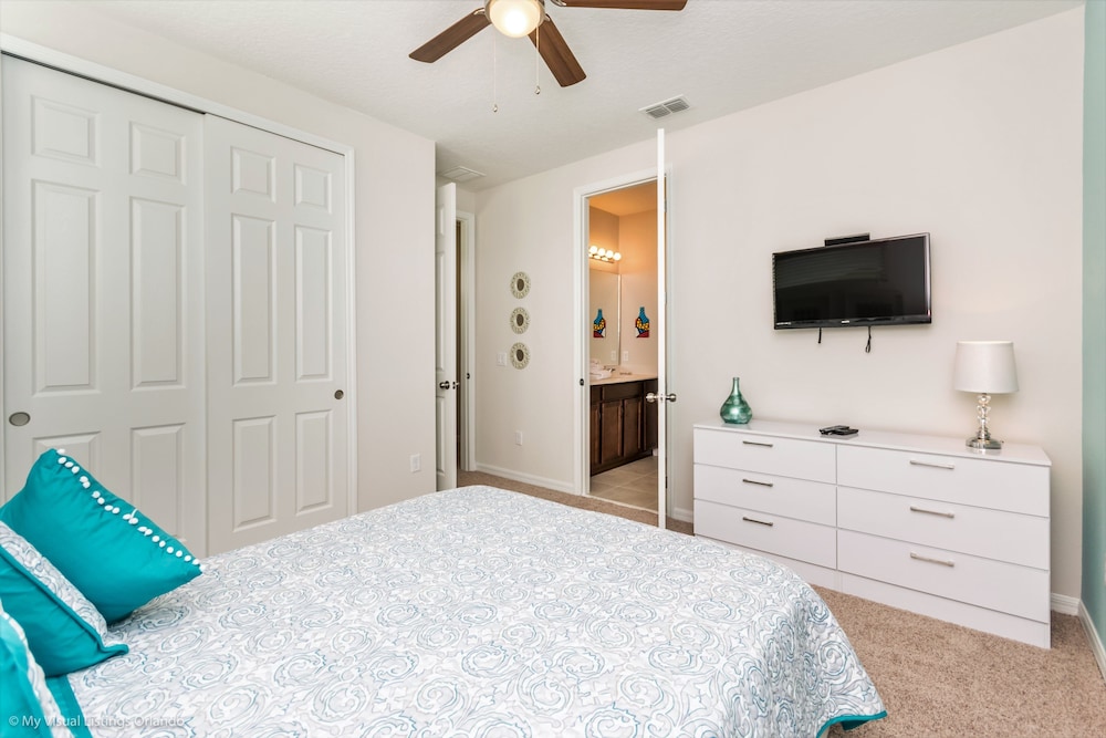 6bed 5Ba Villa Game Room Pool Spa - Image 4