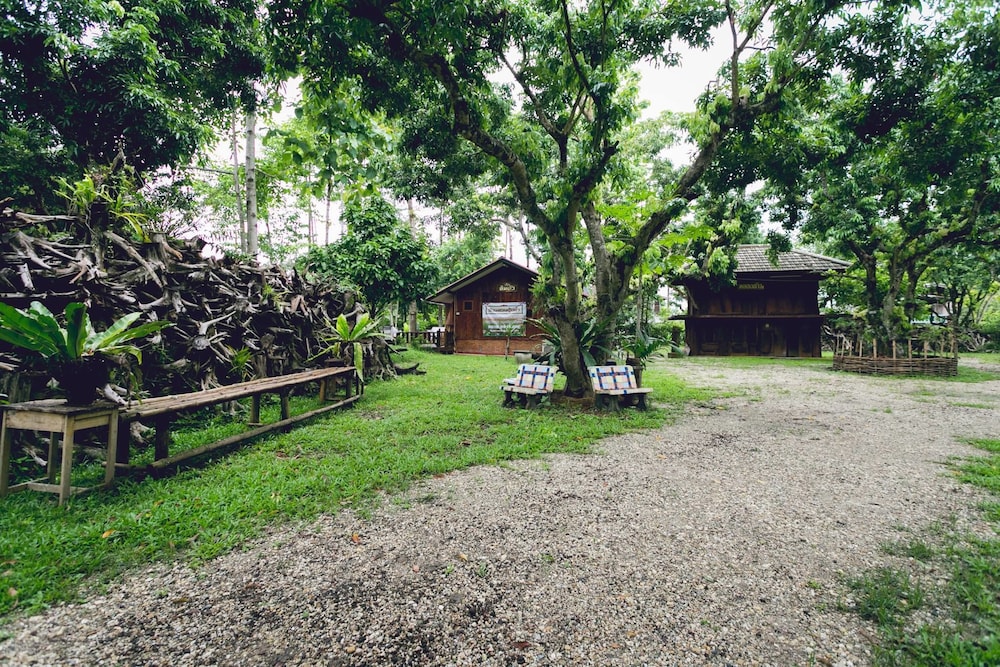 Baan Suan Auy Kham