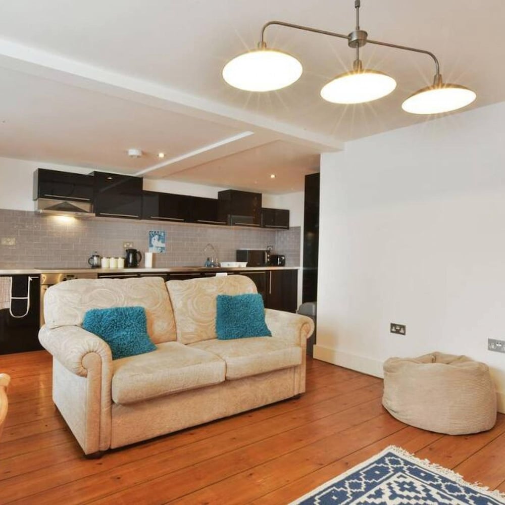 Ramsgate Vacations - Host Stay Victoria Gardens - Property Image 8