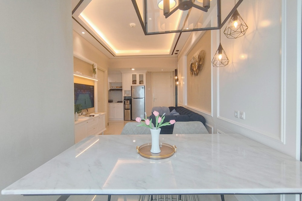 Comfort 2Br Direct Access To Mall At Benson Supermall Mansion Apartment