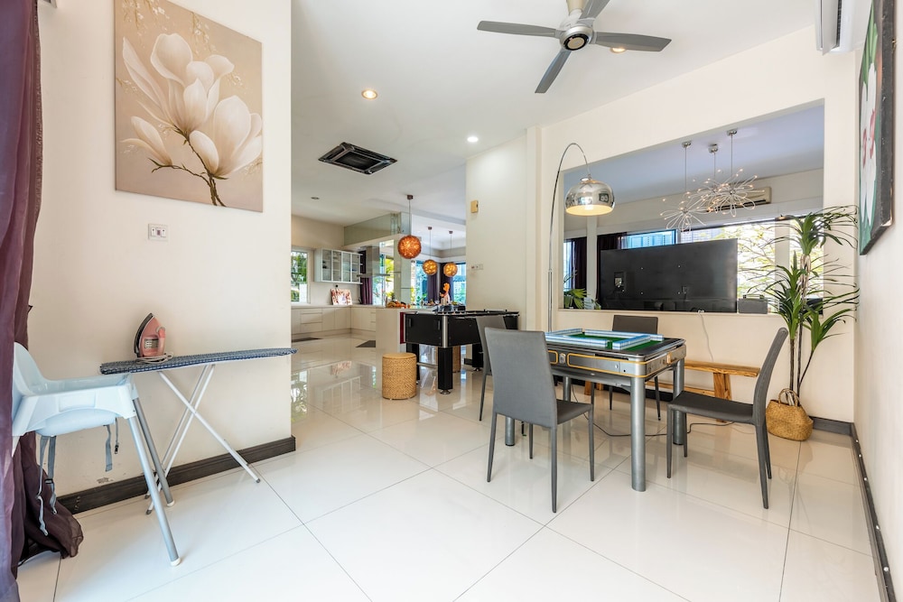 38Pax Flame of the Forest Retreat Villa KL by Verano