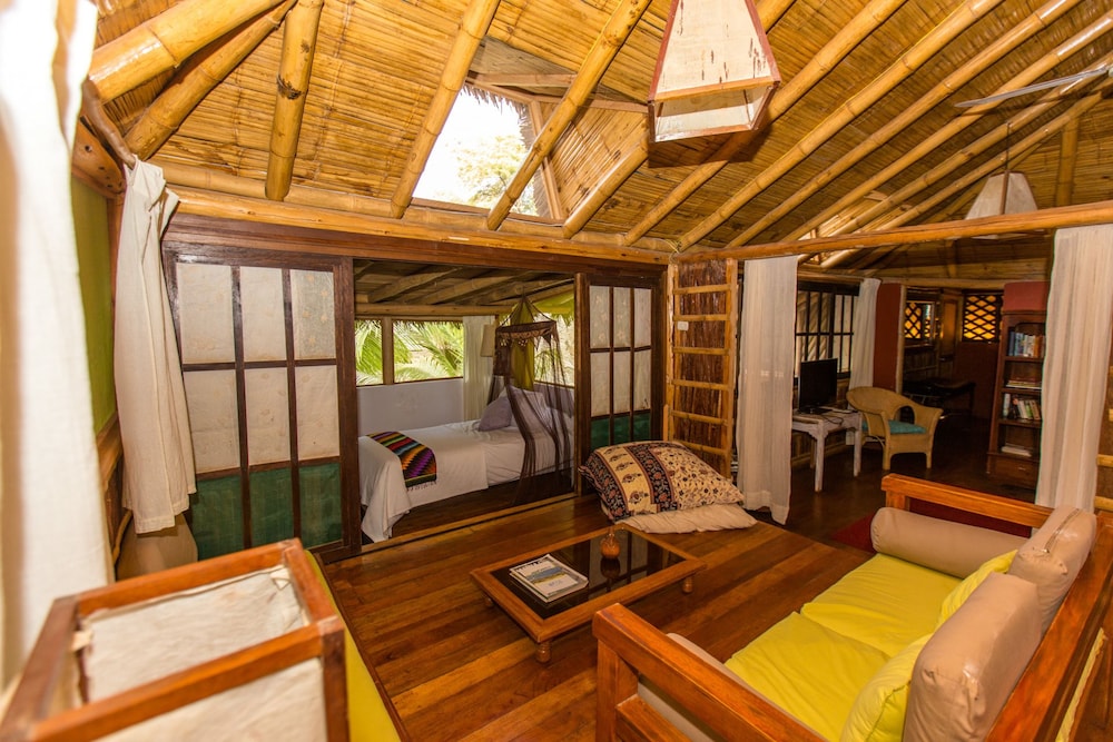 La Maison Eco House & Rooms