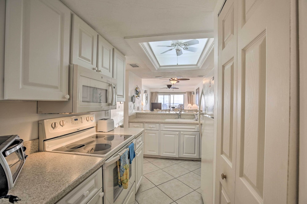 Luxe Beachfront Family Condo w/ Resort Amenities!