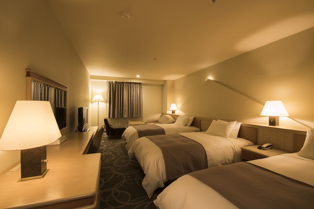 Rusutsu Resort Hotel & Convention 12