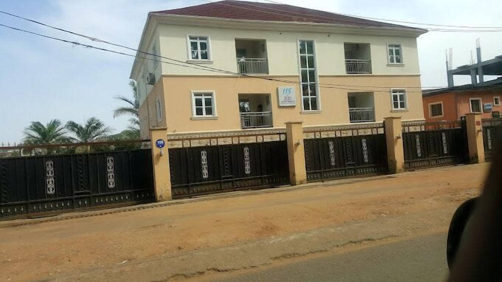 Zizi Luxury Apartment