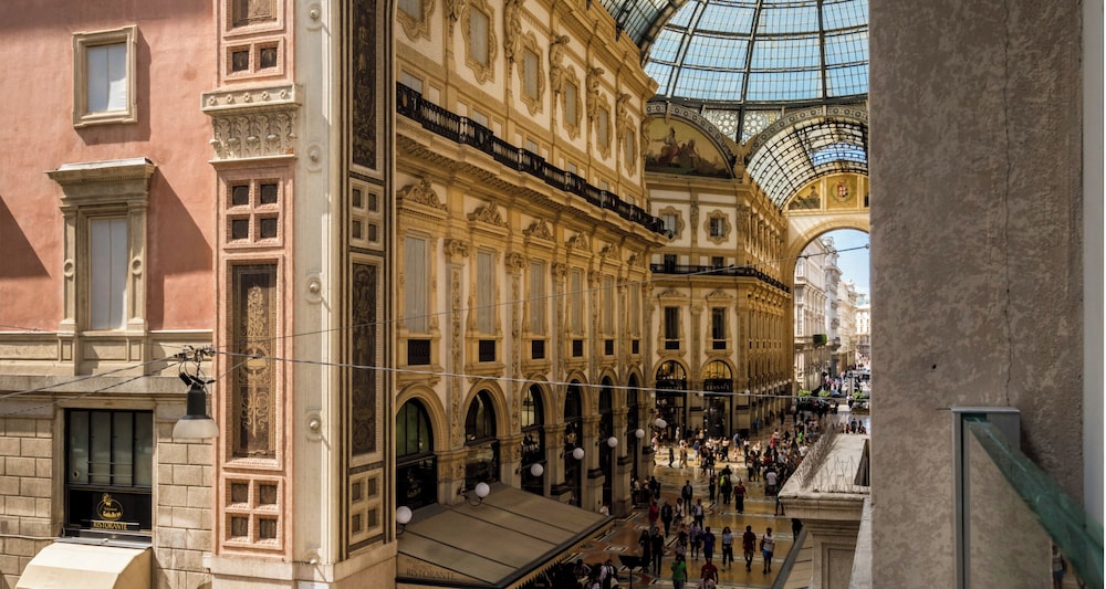 GALLERIA The Smart Boutique