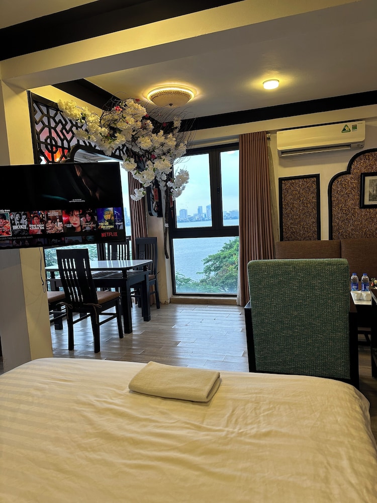 Ala Home Vu Mien Lake View