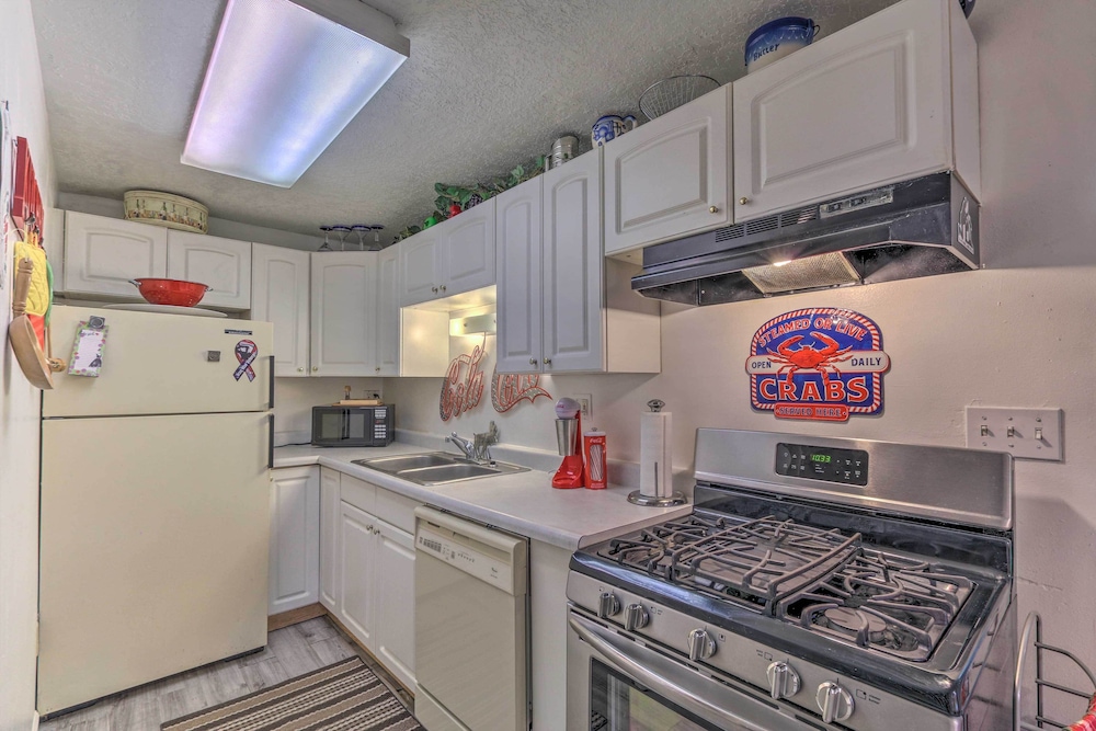 Charming Apartment < 1 Mi to Logan River & Zootah! view 4