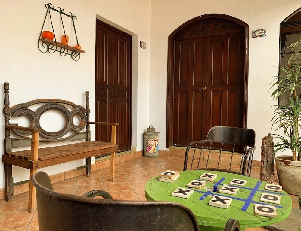 Hostal Las Puertas - Hostel