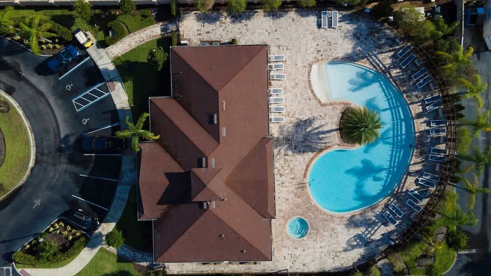 4BR Family Townhouse Steps to Disney