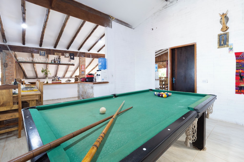 Sítio com 5 suítes e piscina