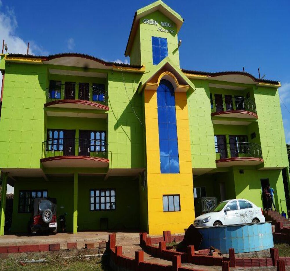 Green woods Resort