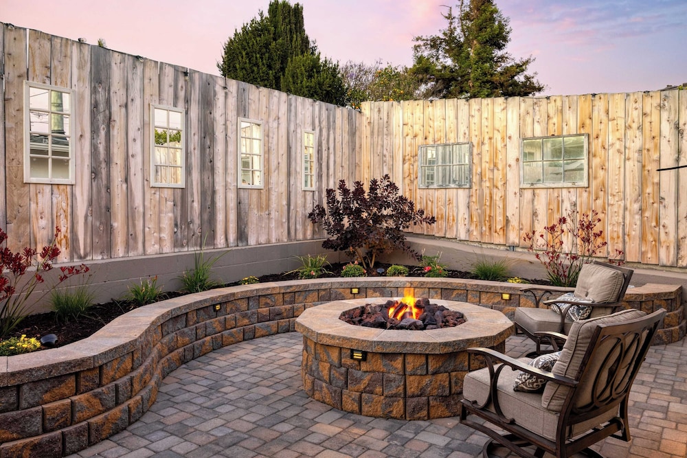 Coastal Gem Near Pismo Beach w/ Hot Tub, Firepit & Outdoor Dining Newport Oasis by Avantstay