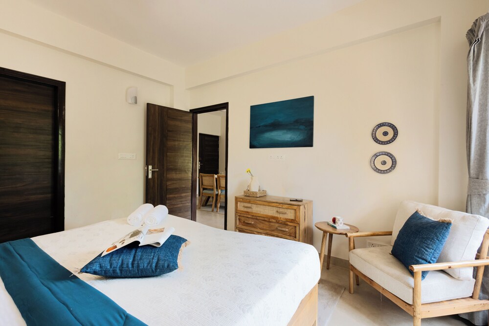 Alaya Stays Veera Marina 1BHK with Pool