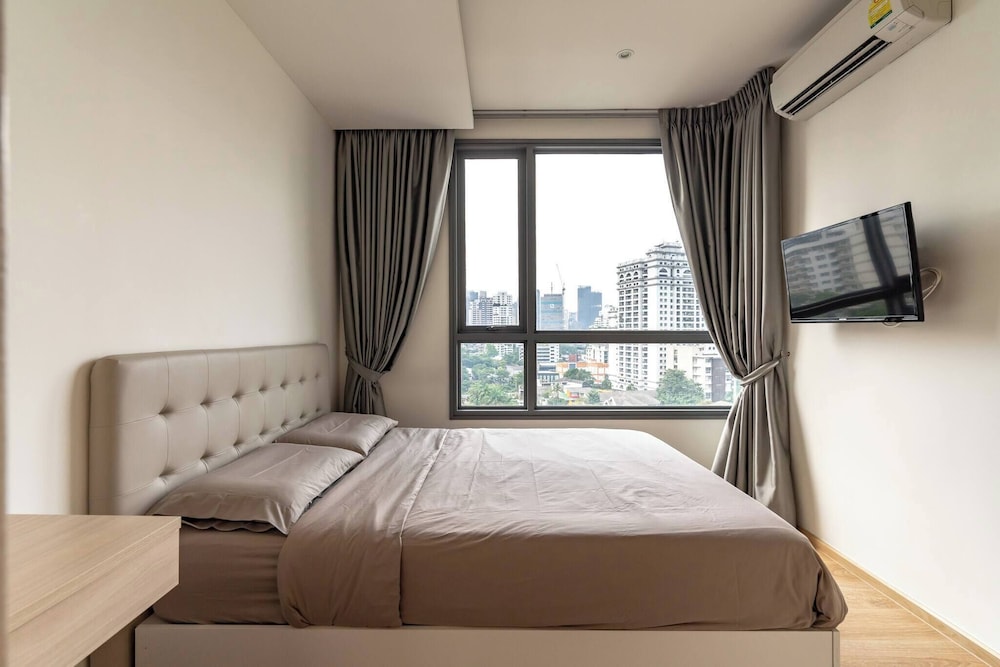 Free Airport Pick Up Rooftop Pool Jacuzzi Gym BTS Emqartier Shopping Mall