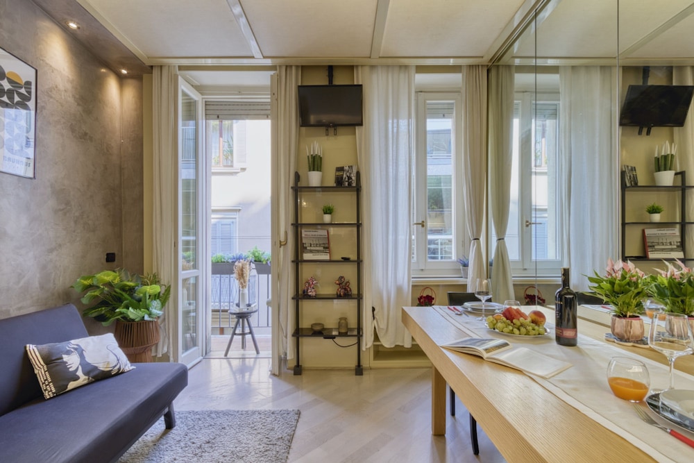 Cerva - Stylish 1 Bedroom Close to Duomo