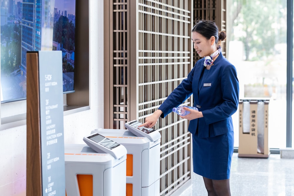 GZ Baiyun Airport MeHood Liz Hotel T1