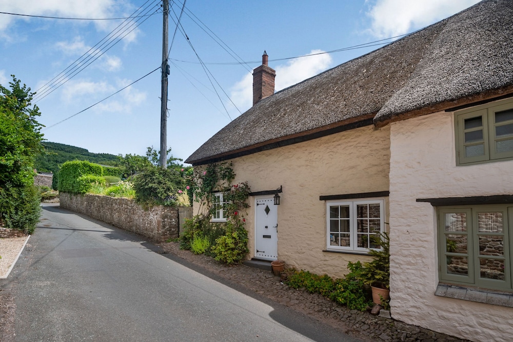 4 Bishops Cottages