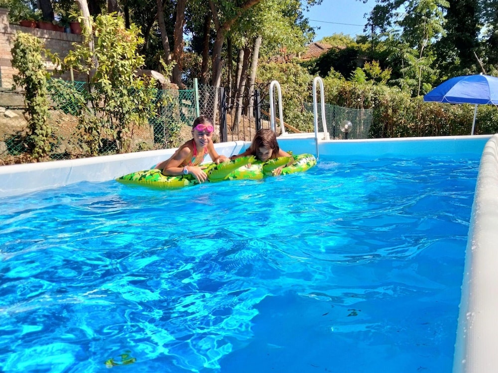 Farmhouse in Fano With Pool & Adriatic Views
