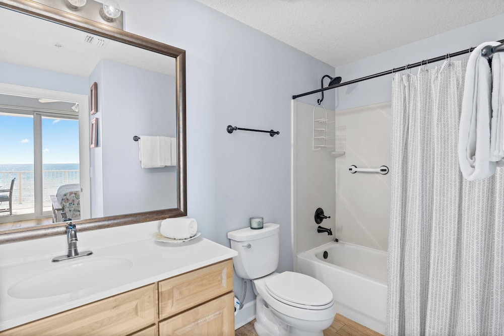 Beachfront Condo w/ Ocean Views + Pool Access Emerald Isle 808 by Avantstay