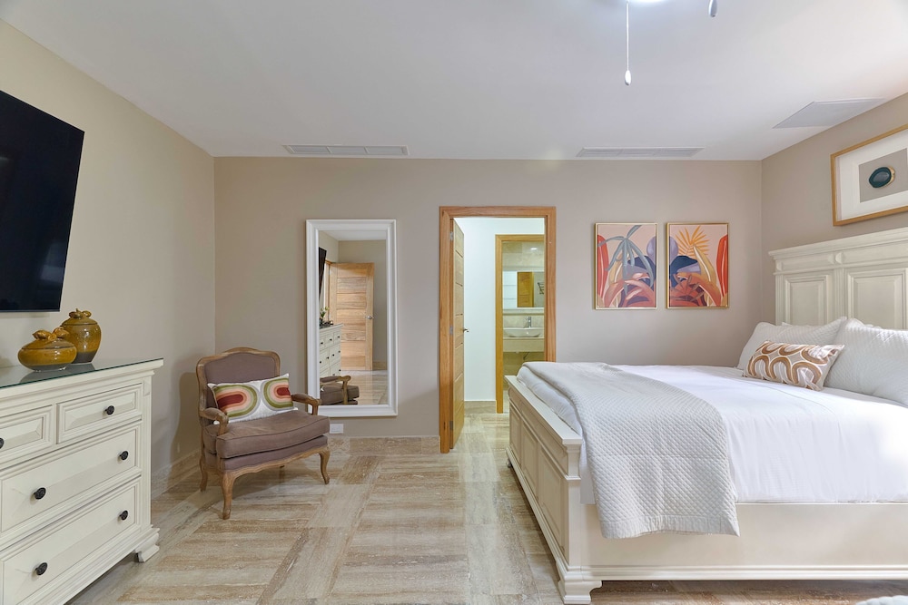 Costa Atlantica Beach Condos