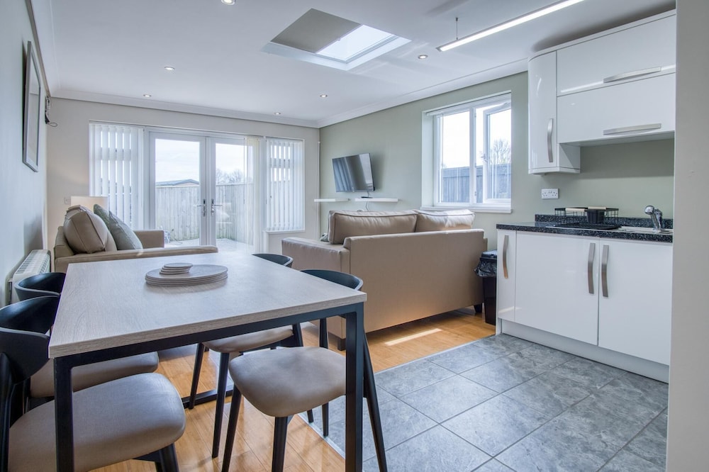 Ridgeway Hideaway - 1 Bedroom Holiday Home - Manorbier