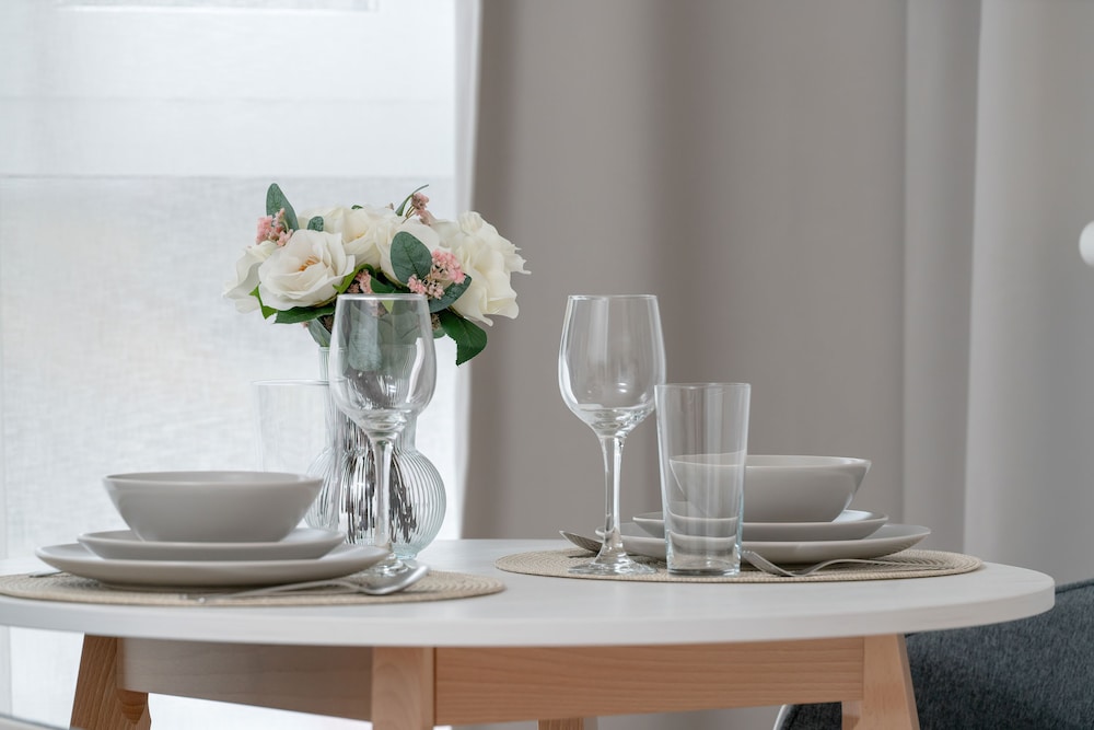 Minimalist Studios in Poznań by Renters