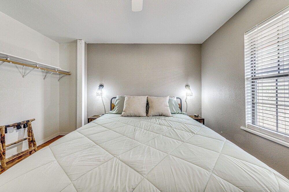 1 Block to Hiking: Ruidoso Home w/ Game Room