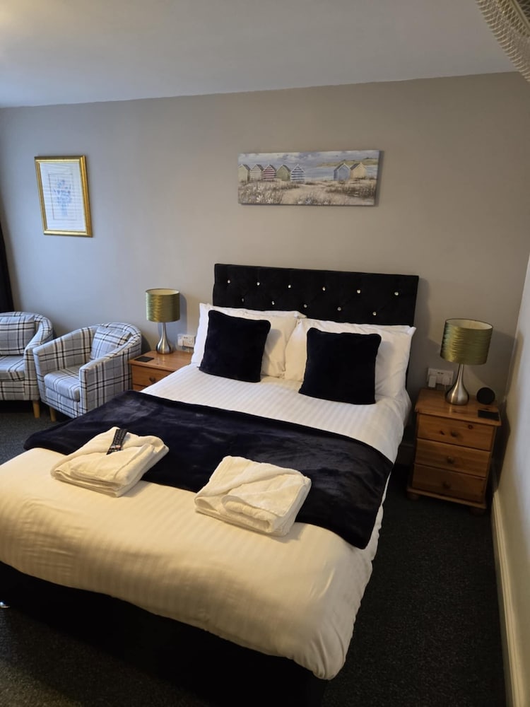 Q Accommodation