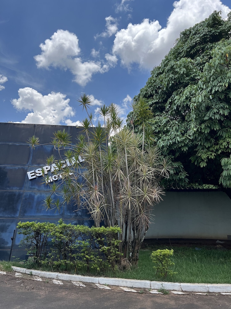 Espacial Motel
