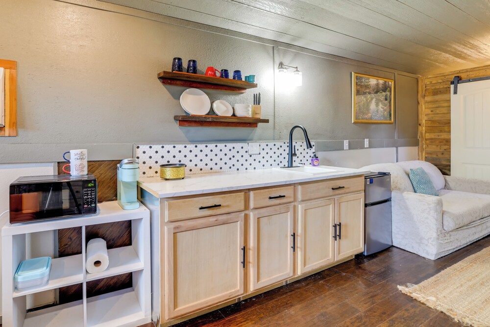 Pet-friendly Grand Lake Studio w/ Outdoor Space