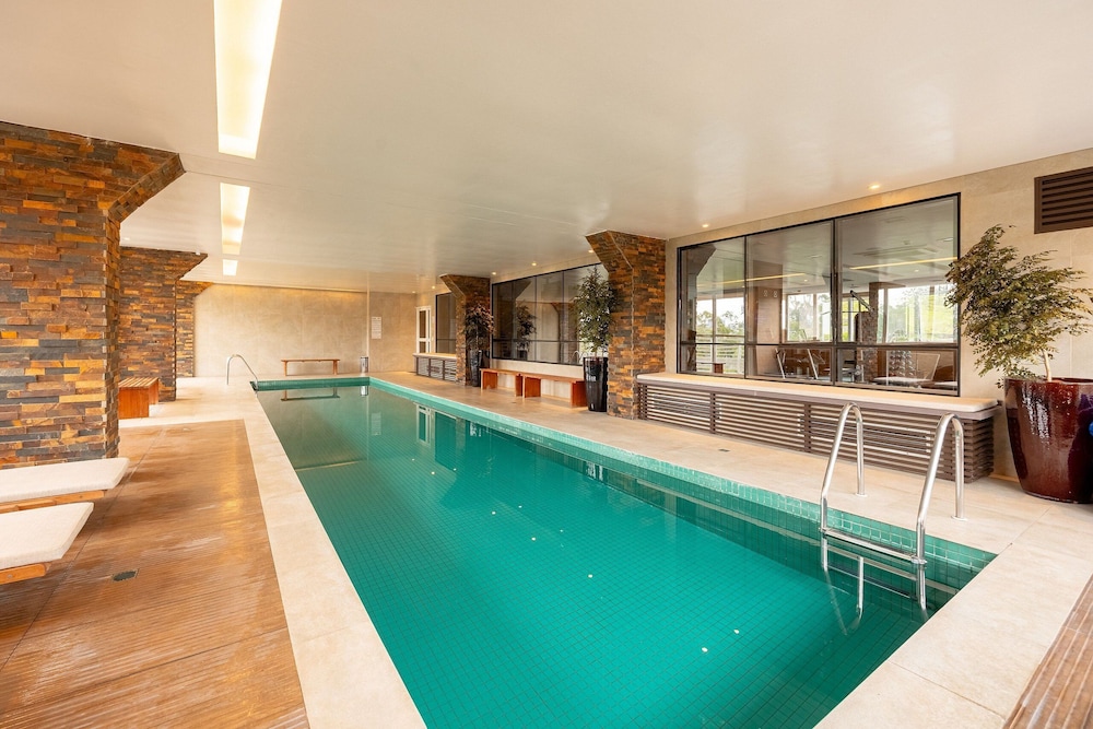 Premium Modern Studio in Alphaville