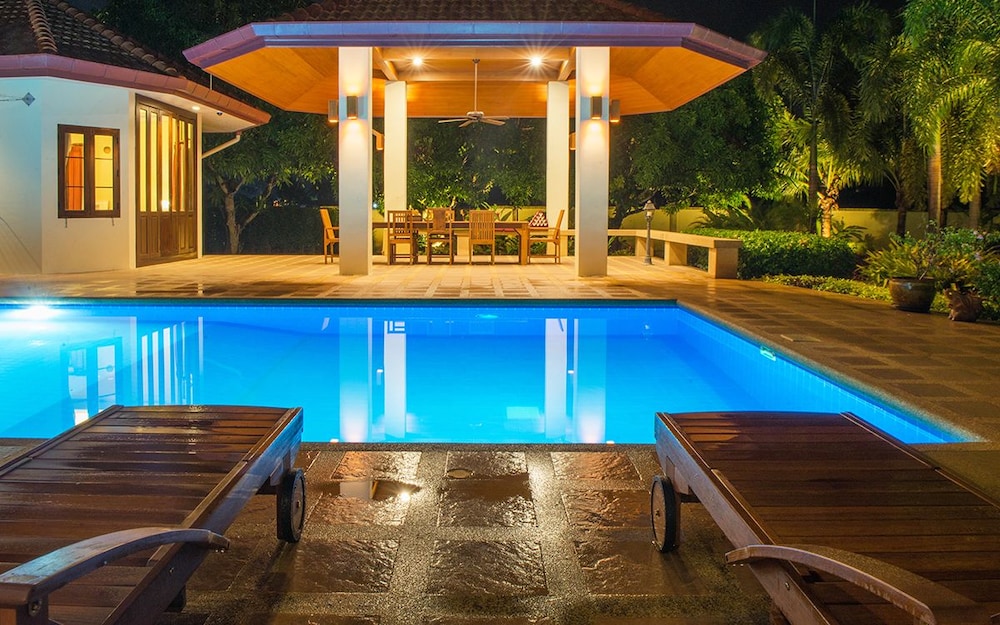 LPC Holiday Villa