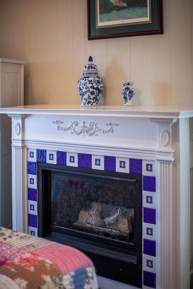 Breakers Pointe by Ryson Vacation Rentals