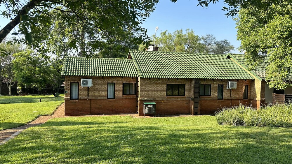 Greenway Woods Self Catering Unit no 9, Whiteriver