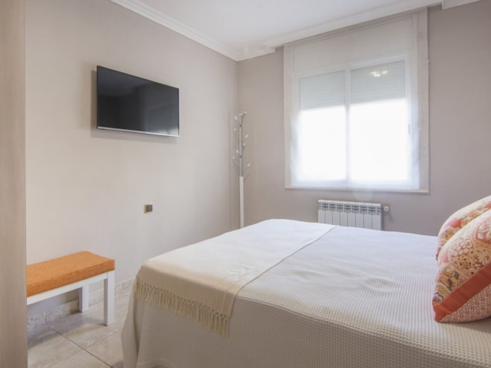 Th103 Villa Espaciosa con Piscina Privada y Jard n