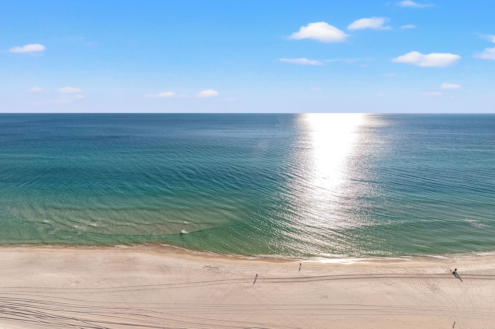 Emerald Beach Resort 2028