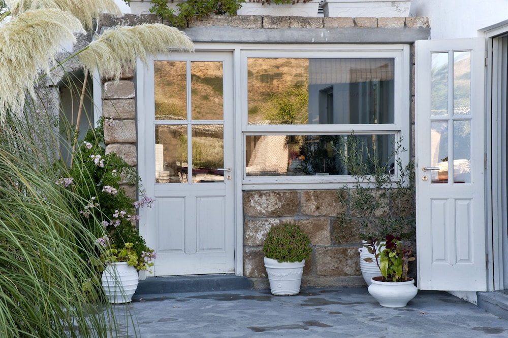 Nefeli Villas