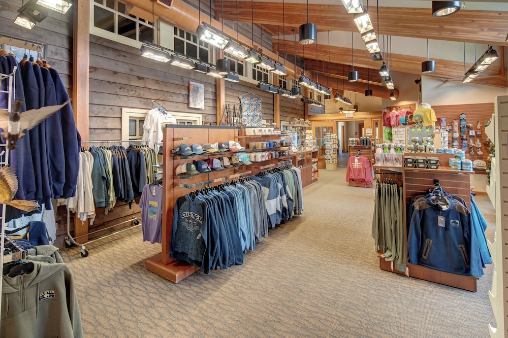 State Game Lodge at Custer State Park Resort