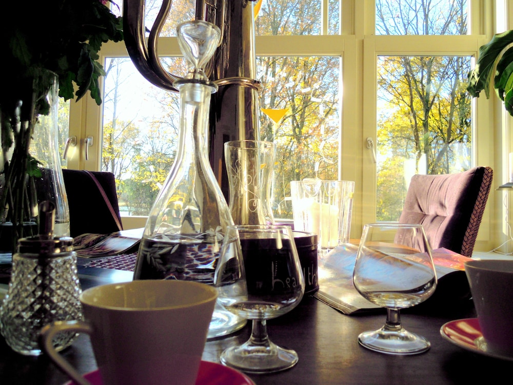 Miss Ortelia b&b