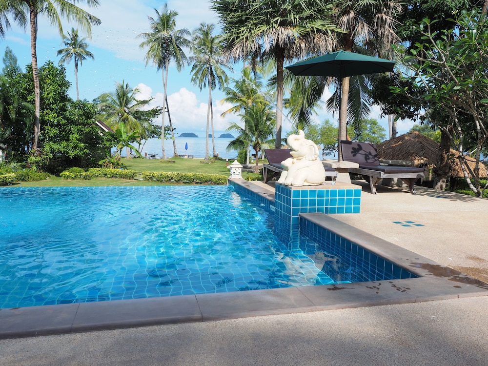 Bailan Beach Resort