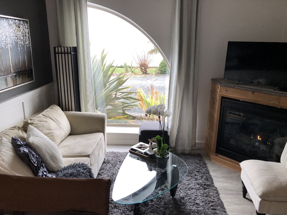 Qualicum Breeze Beach Resort