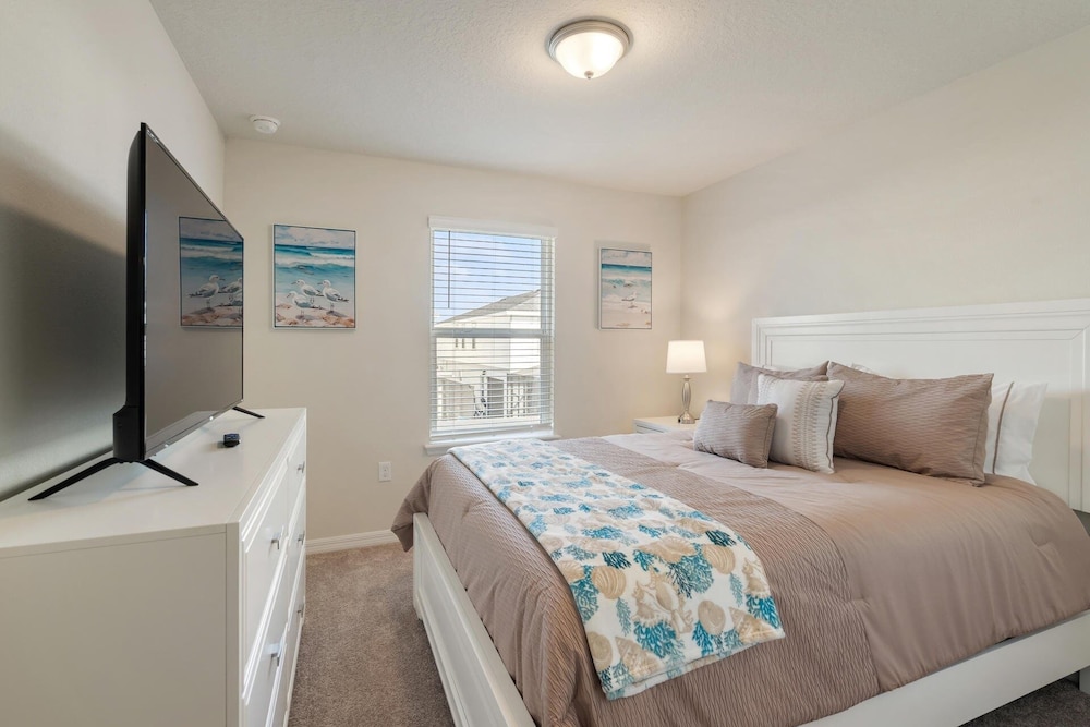 Windsor Cay Resort 5 Bedroom Townhome with Pool 5 Townhouse