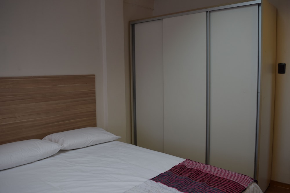 Acosta Ñu Apart Hotel