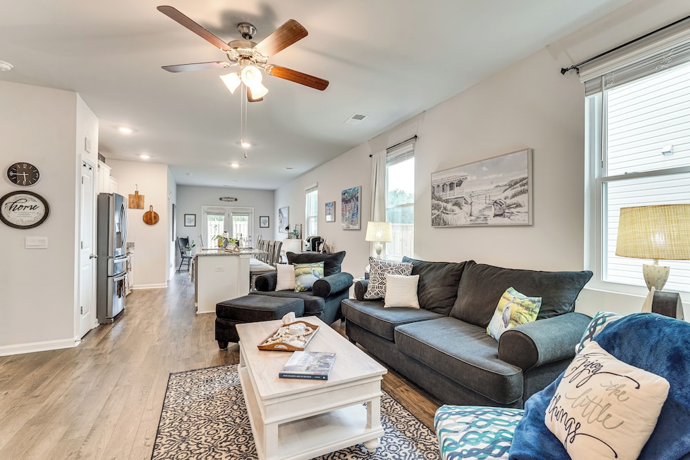 7 Mi to Dtwn Augusta! Modern Family Home